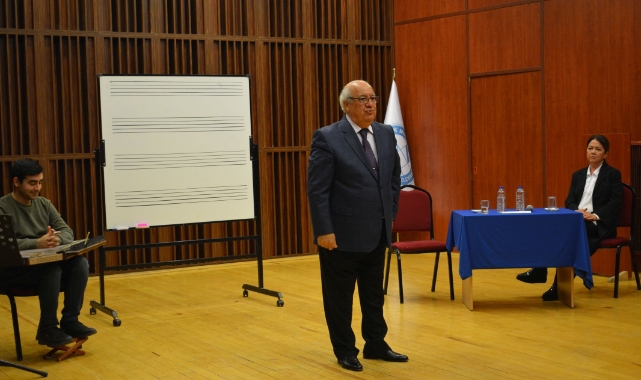 TRT Ses Sanatçısı Selim Öztaş EÜ DTMK’ye konuk oldu