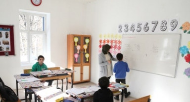 13 yıl atıl kalan okul iki öğrenci için tekrar açıldı