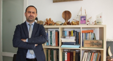 Egeli çevreci bilim insanlarından kaplumbağalara yönelik dikkat çeken eser
