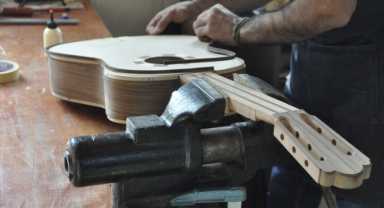 EÜ'de “Uygulamalı Klasik Gitar Cilalama Etkinliği”