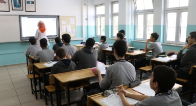 İstihdam garantili meslek lisesi bir yılda 2,4 milyon lira ciro yaptı