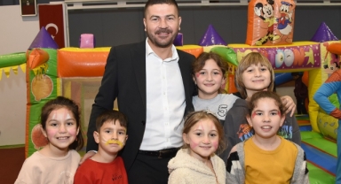 Tatil Şenliği Foçalı Çocukları Mutlu Etti