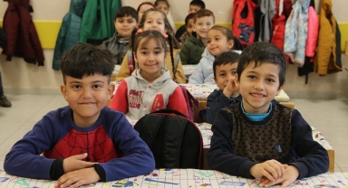 Depremden etkilenen üç ilde eğitim öğretim yeniden başladı