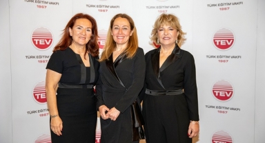 Tev İzmir Şubesi’nden 500 Öğrenciye Burs