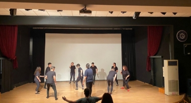 Egeliler tiyatroya doyacak