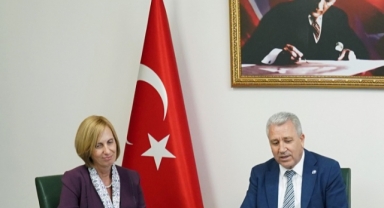 “Engelsiz Üniversite” ödüllerinde iki bayrak