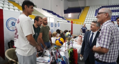 Üniversite adayları Ege’de buluştu