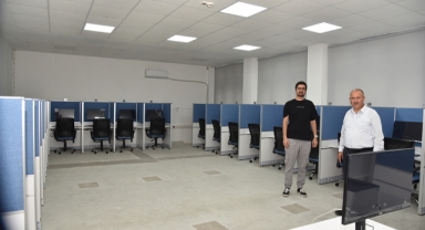 Karşıyaka’da E-Sınav merkezi sınava girecekleri çok sevindirdi