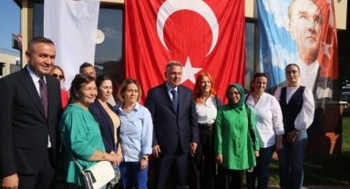 100. Yılında Birlik ve Beraberliğimizi İlmek İlmek Dokuyoruz