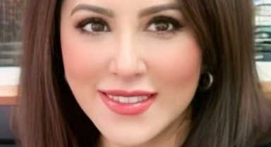 Egeli akademisyene İran'dan 