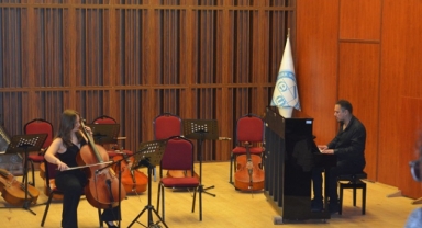 EÜ Konservatuvarında Viyolonsel Dinletisi