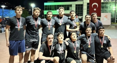 EÜ Sualtı Ragbisi Takımlarından Çifte Şampiyonluk