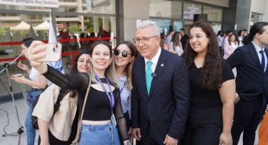 Başarılı öğrencilerin tercihi yine Ege Üniversitesi oldu