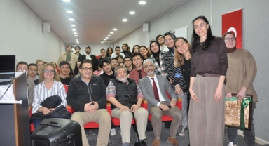 Coşkun Aral gençlerle buluştu