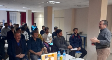 “Gençlerle Hasbihâl”e Yoğun İlgi