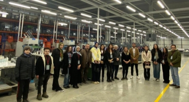 Temel iletişim becerileri eğitimi kapsamında genç girişimci adayları sahada gözlem yaptılar.* 