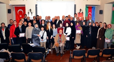 GENÇ YAZARLAR BELGELERİNİ USTALARDAN ALDILAR