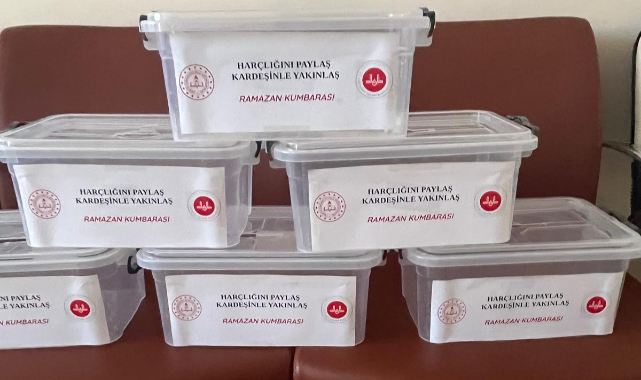 Ermenek İlçe Millî Eğitim Müdürlüğü ve Ermenek İlçe Müftülüğü İş Birliğiyle Okullara “Ramazan Kumbaraları” Ulaştırıldı