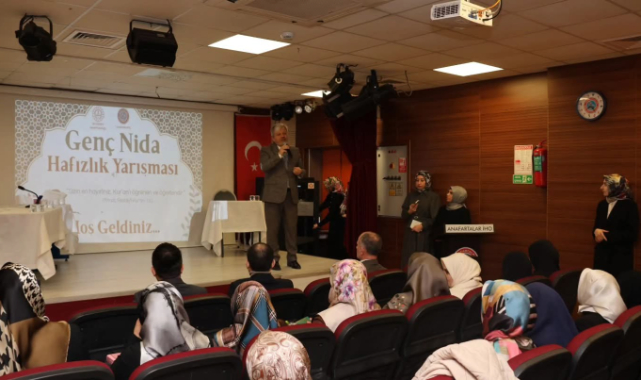 Süreyya Aydın’dan Genç Hafızlara Tebrik