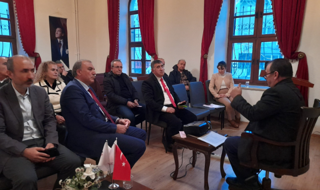 “Yerel Değerlerin Uluslararası Birikime Taşınmasında Köy Okullarının Önemi” konuşuldu.*