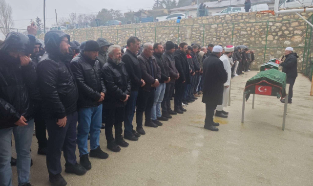 ARDIÇKAYA' DA VEFAT EDENLER İÇİN SON GÖREV