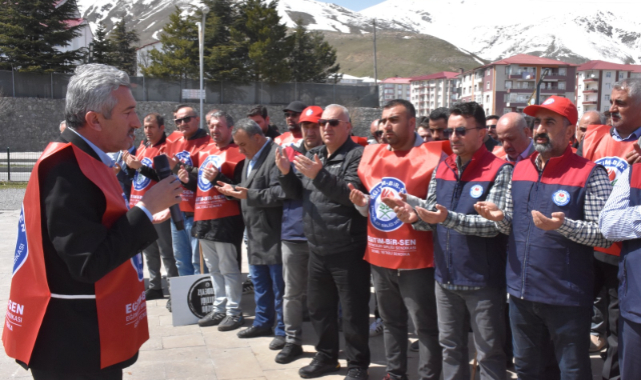 Bitlis’te saldırılara tepki: Eğitimcilerden gıyabi cenaze namazı