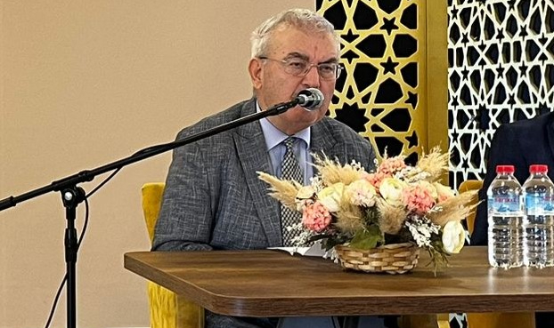 İzmir Anadolu İmam Hatip Lisesi’nde Haçlı Seferleri Konferansı