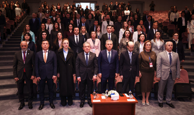 İzmir’de Kritik Zirve: Aile İçin Alarm Verildi!