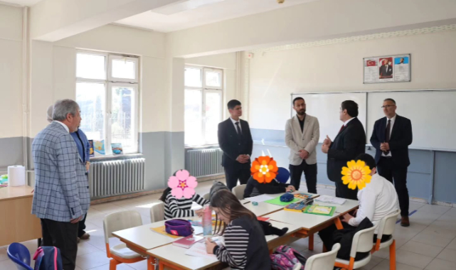 Kaymakam Şahin’den Özel Eğitim Okuluna Anlamlı Ziyaret: Öğrencilerin Mutluluğuna Ortak Oldular