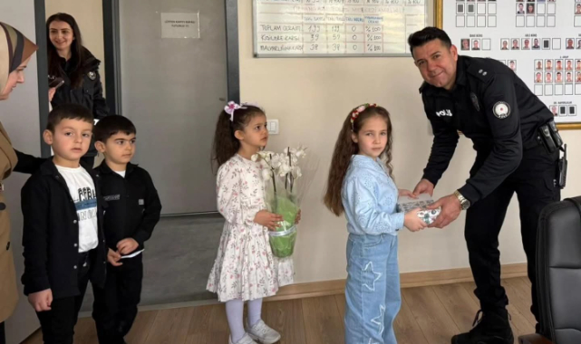 Polis Haftasında Öğrencilerimizden Anlamlı Ziyaretler