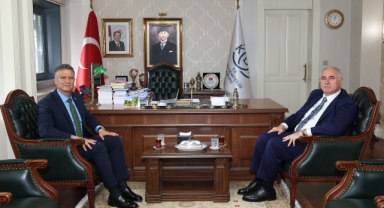 6 Yıllık Dev Çalışmaya Mehmet Akarca’dan Övgü