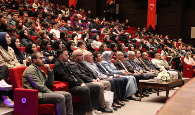 Aydos Diriliş Nesli Okumaları’nda 67. Buluşma: Prof. Dr. Enis Doko Gençlerle Bir Araya Geldi