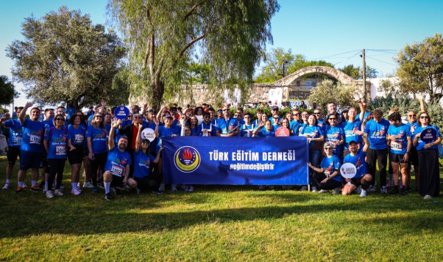 İzmir’de Eğitim İçin Koştular