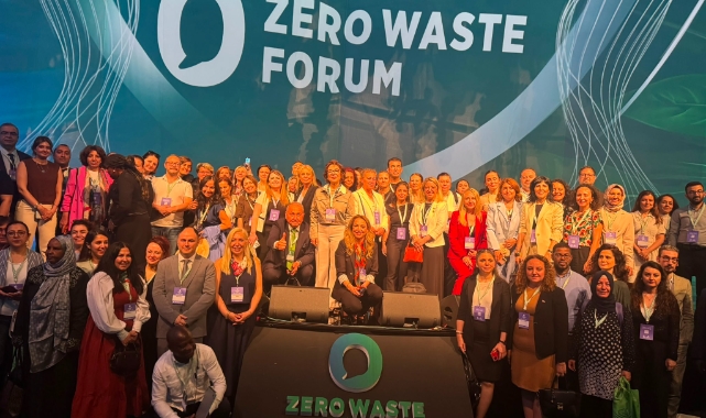 5 Bin Katılımcılı Dev Forumda DEÜ Damgası