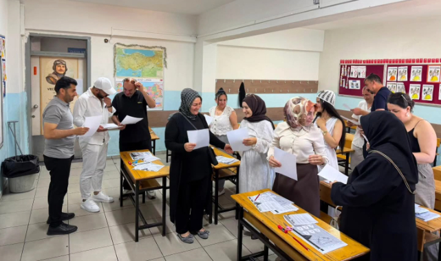 İstanbul Veli Okulu Programı Sultanbeyli Merkez İlkokulunda Gerçekleştirildi