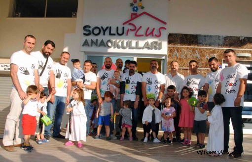 Babalara miniklerden duygusal armağan