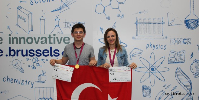 Bornova Koleji Expo Bilim Fuarında