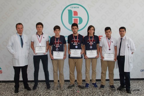 Bornova Kolejinin Matematik Başarısı İzmir Sınırlarını Aştı