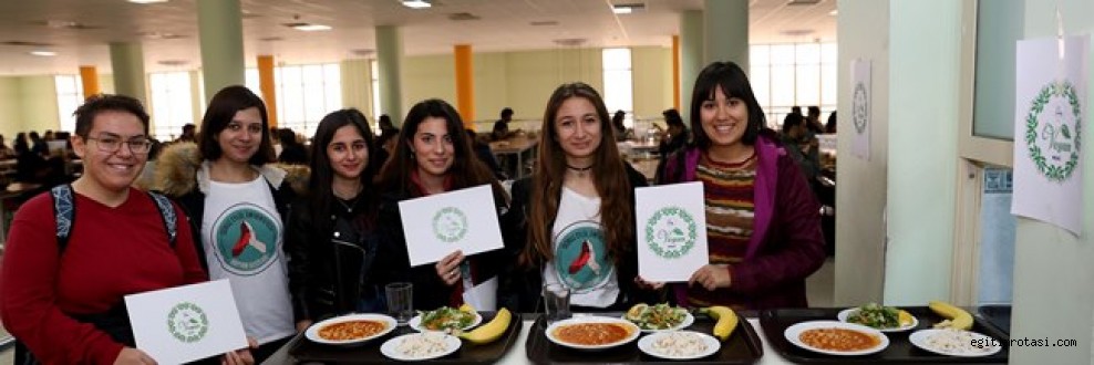 Deü’lü Öğrencilere ‘Vegan Yemek Menüsü’
