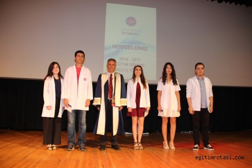 DEÜ Tıp Fakültesi’nde beyaz önlük heyecanı