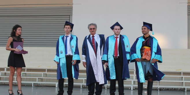 Genç mühendisler mezun oldu