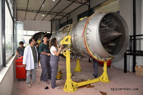 Havajet Lisesi, Eğitim Laboratuvarıyla Farklı