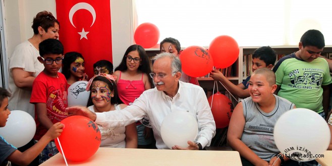 Haydi kütüphaneye!