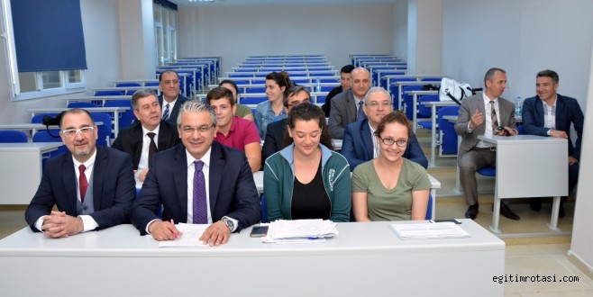 İzmir Üniversitesi Necdet Doğanata Sağlık Yerleşkesi açıldı