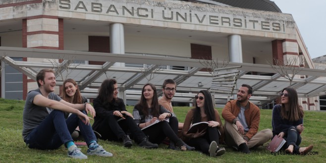 İzmirli Başarılı Öğrenciler Sabancı Üniversitesi’ni tercih etti