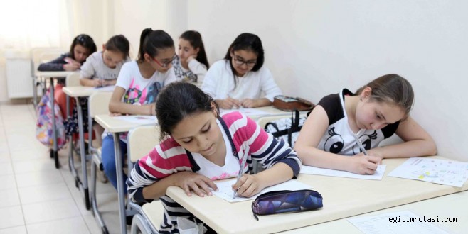 Karikatür ödüllerine ambargo koydular
