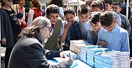 Bornova’da renkli “Kitap Şenliği”