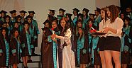 Ege Üniversitesi Eczacılık Fakültesi’nde mezuniyet heyecanı