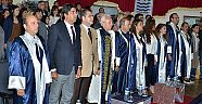 Foça Turizm Fakültesi 3. Dönem Mezunlarını Verdi