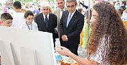 Genç Bilim Adamları Eserlerini Sergiledi